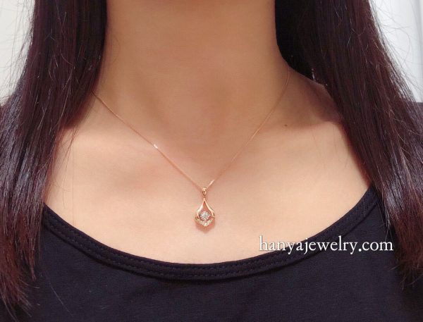 18K Rose Gold Smart Diamond Necklace Classic Design