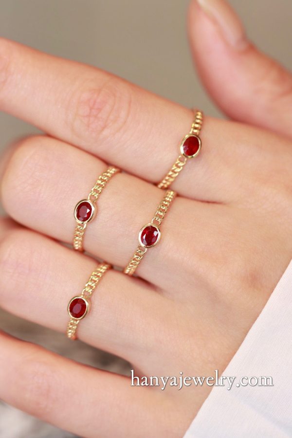 18K Gold Vintage Ruby Ring Handmade - Image 5