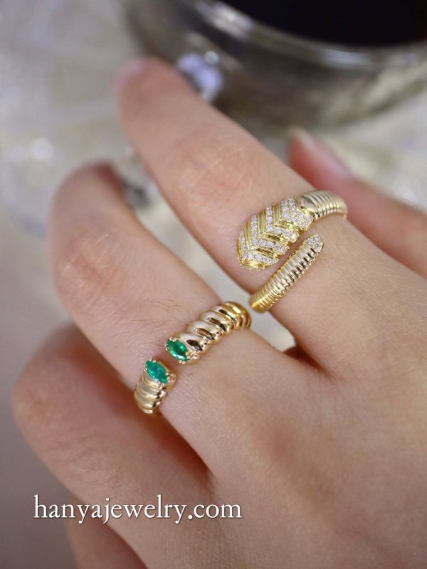 18K Gold Emerald Ring Vintage