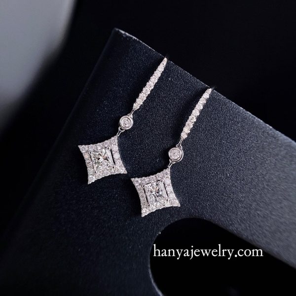 18K Gold Princess Square Diamond Earrings For Women Ear Hook - Image 3