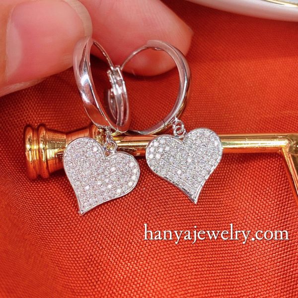 18K Gold Diamond Brilliant Heart Earrings For Women - Image 6