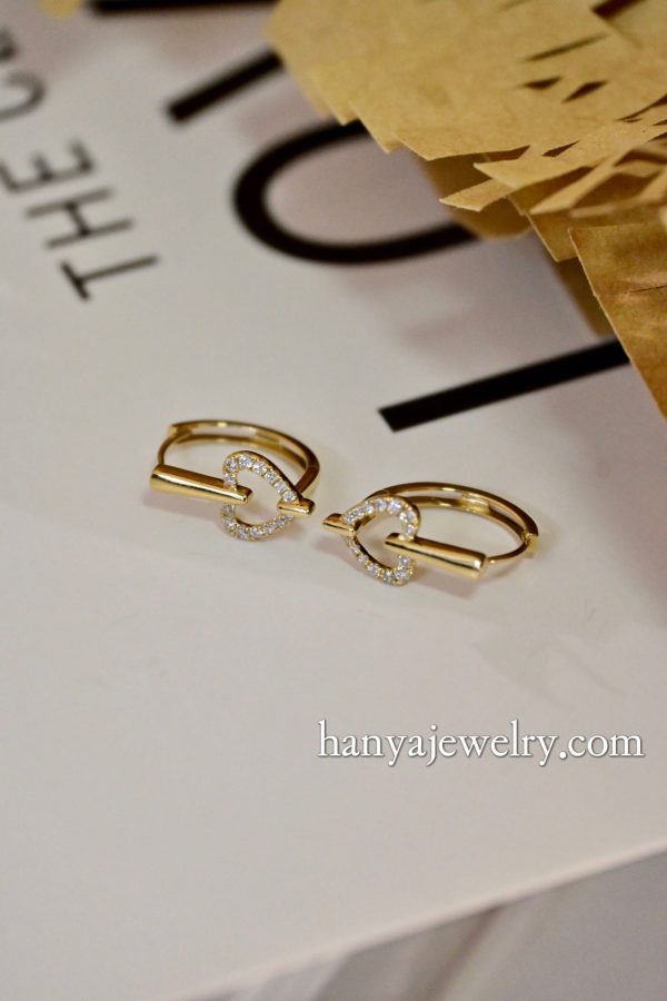 18k Gold Diamond Heart-shaped Ear Buckle - Image 4