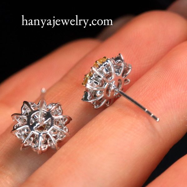 18K White Gold Petals Yellow Diamond Earrings - Image 4