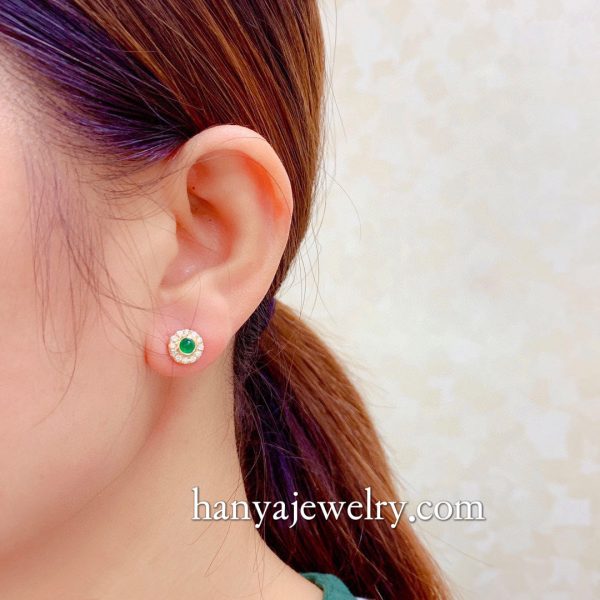 18K Gold Round Emerald Earrings Newly Launched