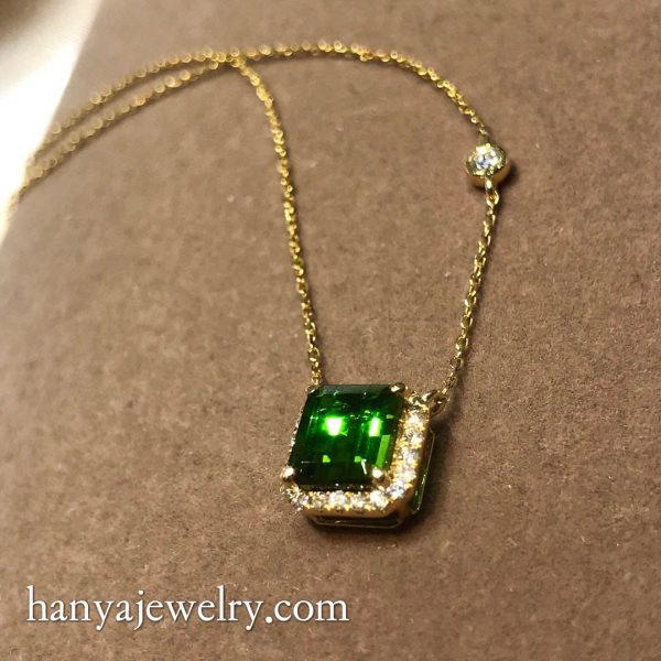 18k Gold Diamond Electric Green Tourmaline Necklace - Image 5