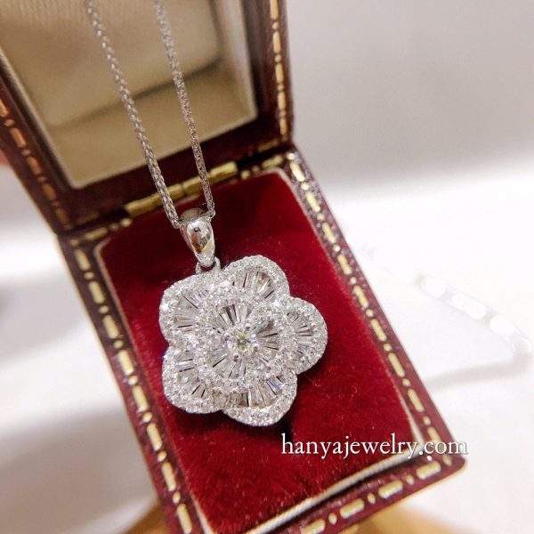 18K Gold Full Diamond Pendant Elegant Necklace - Image 5