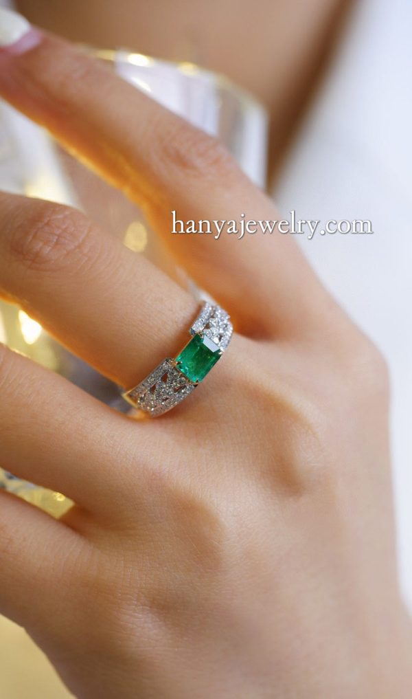 18K Gold Emerald Ring Full Diamonds - Image 6