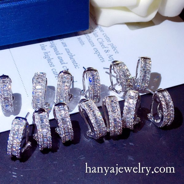 18K Gold Diamond Earrings On Sale - Image 5