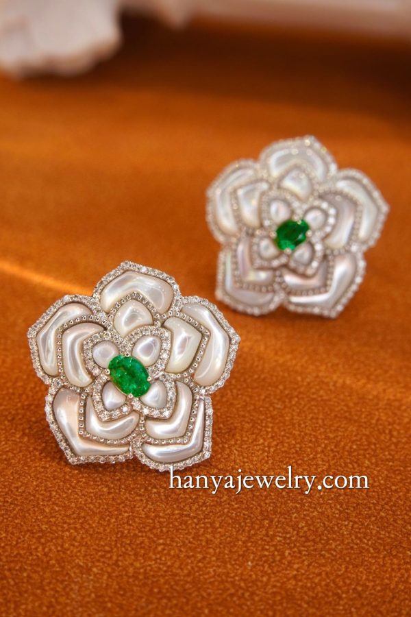 18K Gold Flower Stunning Diamond and Emerald Elegant Earrings - Image 4