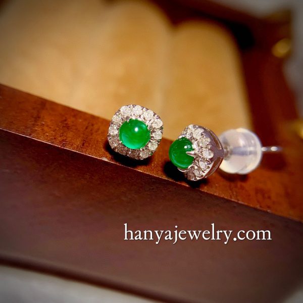 18K Classic Square Emerald Earrings - Image 5