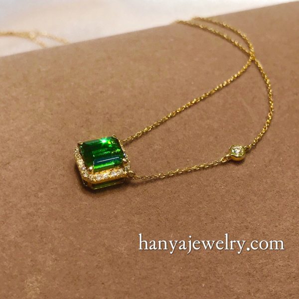 18k Gold Diamond Electric Green Tourmaline Necklace - Image 4