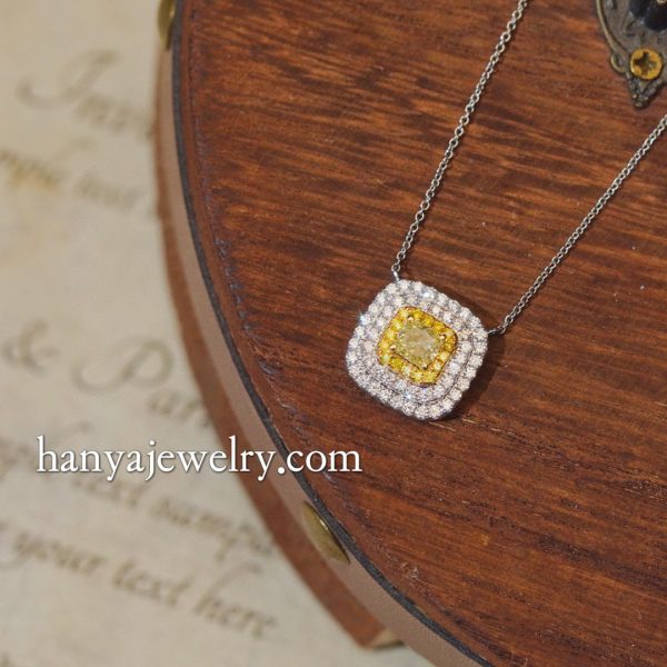 18K  Gold Yellow Diamond Classic Women Necklaces - Image 3