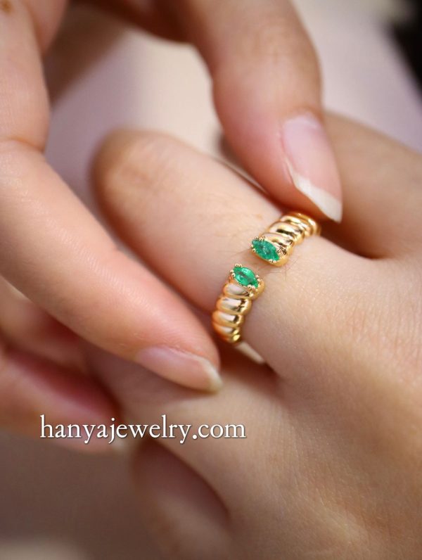 18K Gold Emerald Ring Vintage - Image 3