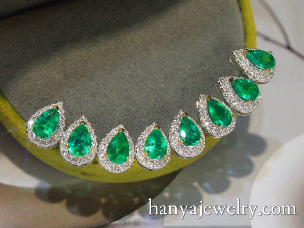 18K Gold Emerald Earrings 1.3ct Stunning - Image 3