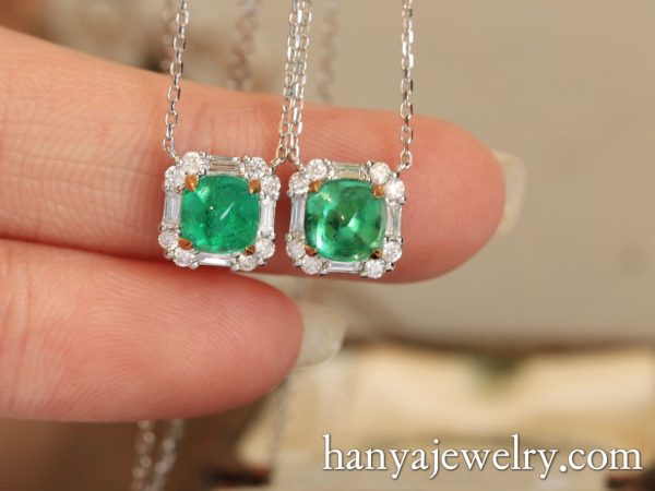 18K Gold Green Emerald Diamond Necklace For Women - Image 6