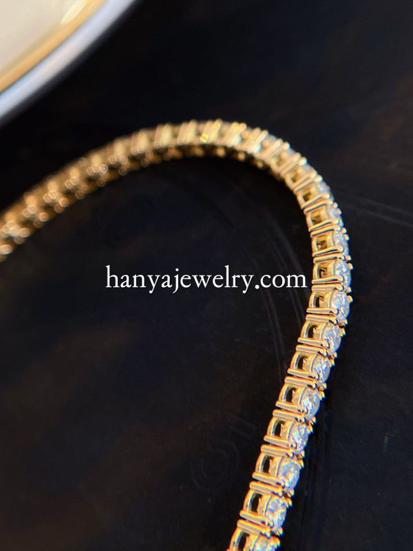 18K Tennis Diamond Bracelet On Sale - Image 4