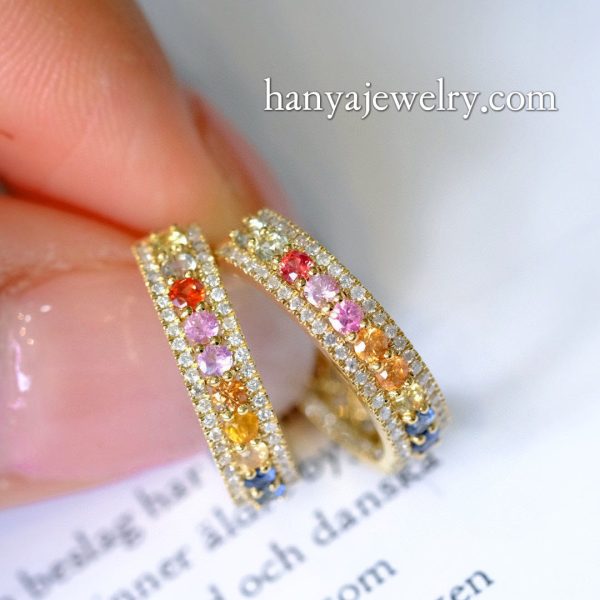 18K Gold Rainbow Sapphire Ear Ring - Image 3