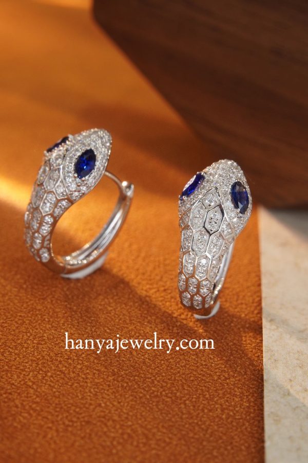 Luxury Special 18K Gold Sanke Earrings Sapphire Eyes