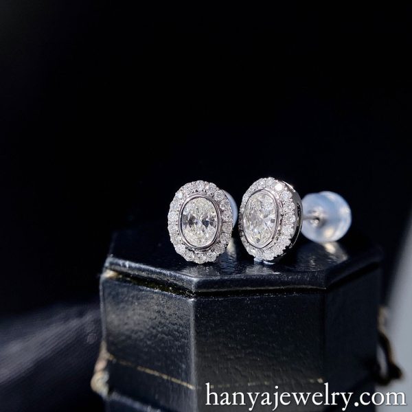 18K White Gold Oval Diamond Earrings Classic - Image 2