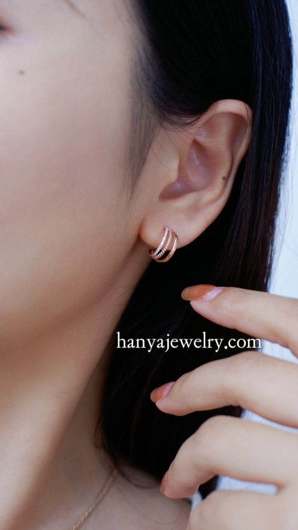 18K Gold Vintage Women Earrings Diamond