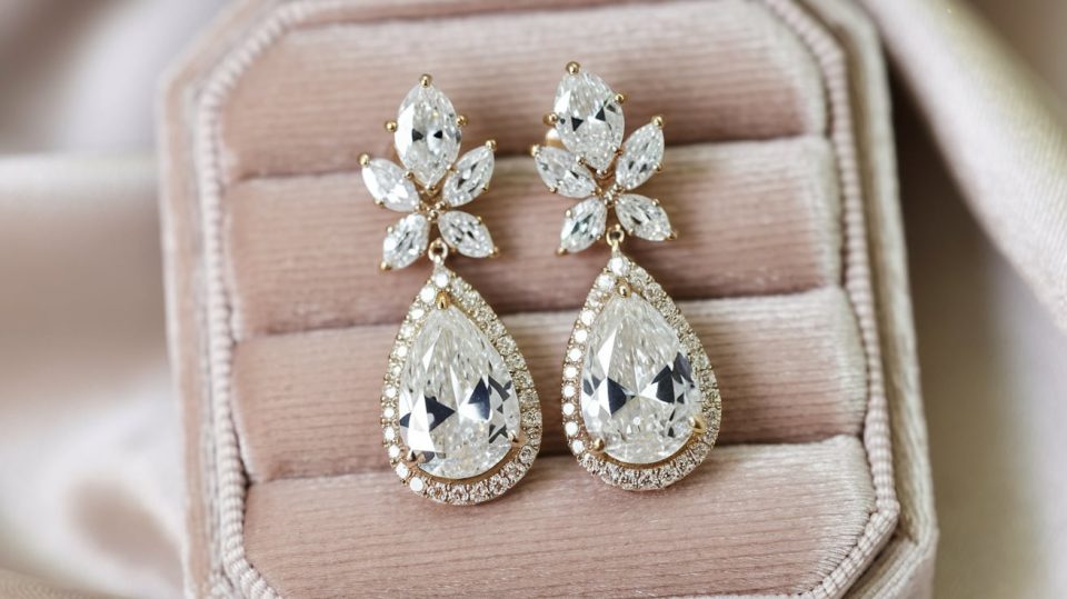 drop diamond earrings